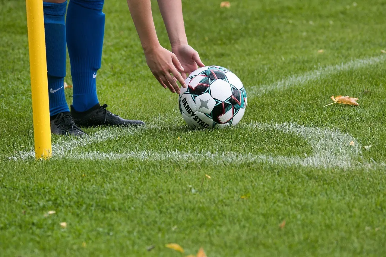 Sene udligninger og klare sejre: Overblik over Second NL runde 6
